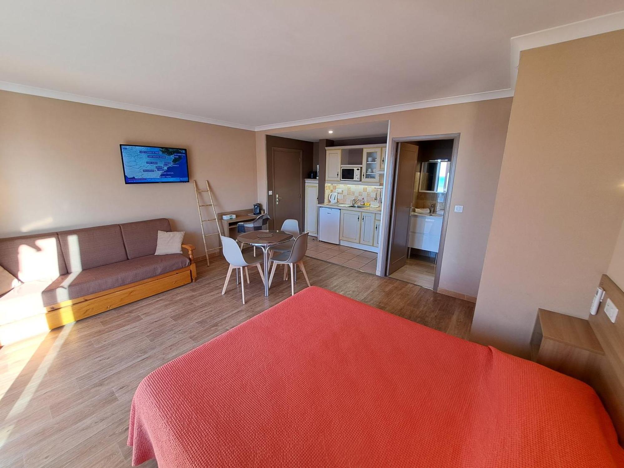 Residence Veles Plage Кан Екстериор снимка