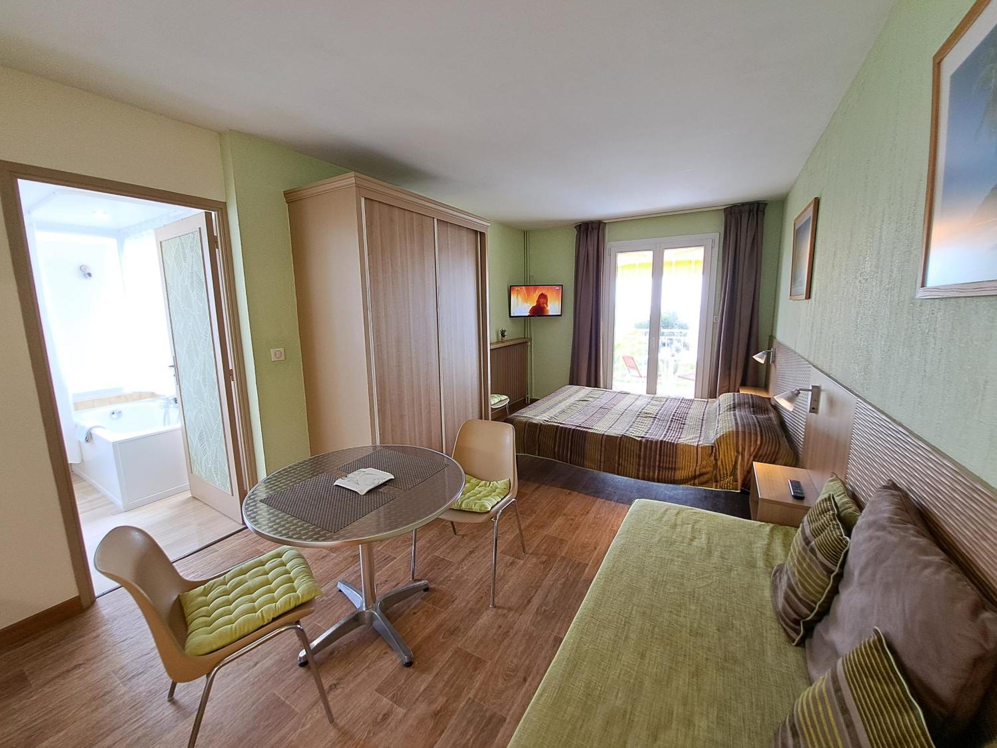 Residence Veles Plage Кан Екстериор снимка
